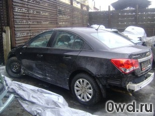 Битый автомобиль Chevrolet Cruze