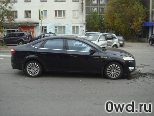 Битый автомобиль Ford Mondeo